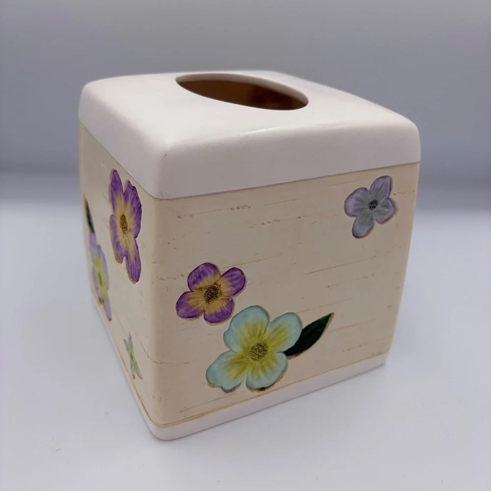 Bed Bath & Beyond Botanical Floral Tissue Box Cover Resin Ivory Square TCB03269